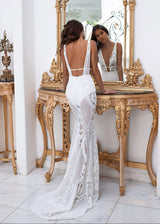 Alamour The Label Elyse Gown | White (4 Day Hire)